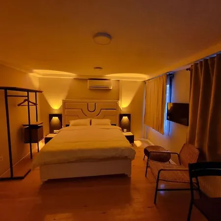 Апартаменты New Luxurious And Cozy Flat 6 Стамбул
