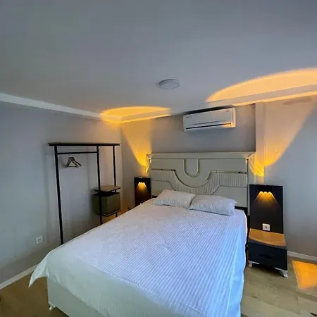 Апартаменты New Luxurious And Cozy Flat 6 *