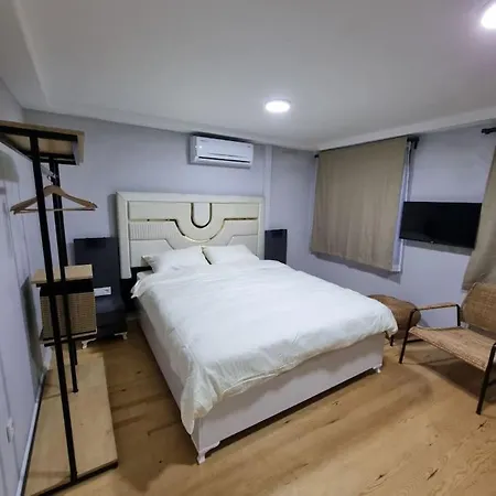 Апартаменты New Luxurious And Cozy Flat 6 Стамбул